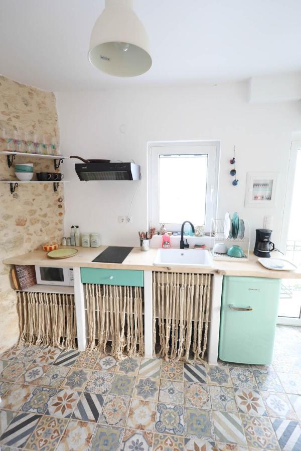 Ravi Boutique Home - 1 Minute Walk From Beach Kalyves Eksteriør billede