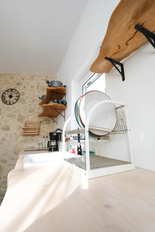 Ravi Boutique Home - 1 Minute Walk From Beach Kalyves Eksteriør billede
