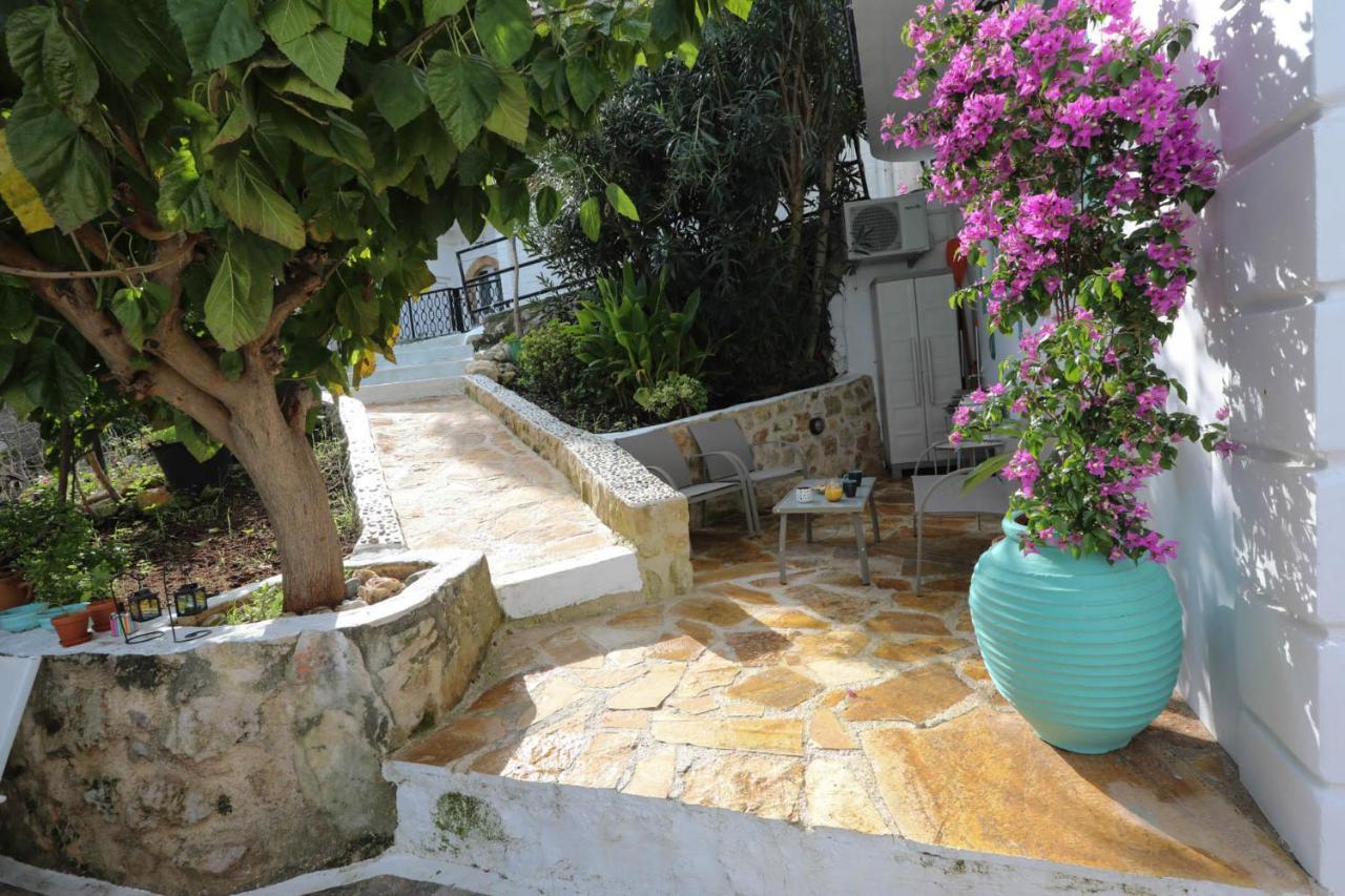 Ravi Boutique Home - 1 Minute Walk From Beach Kalyves Eksteriør billede